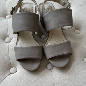 LifeStride Soft System Heeled Sandals